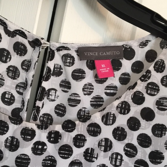 Vince Camuto Hi-Low Flowy Blouse - Picture 2 of 2